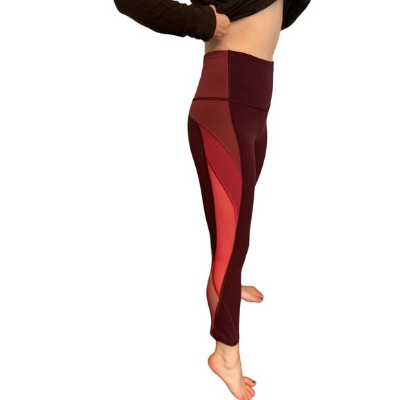 Lululemon Size 4 Leggings Mesh Shaping Yoga performance - Picture 1 of 12